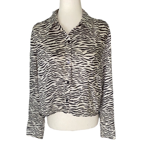 Zara Tops - Zara Zebra Oversized Cropped Button Down Blouse - M